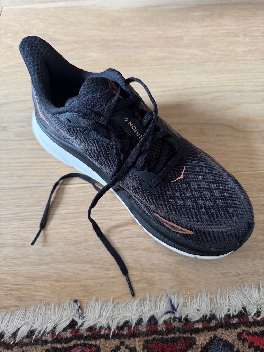 Hoka Women’s Clifton 9 size 7.5 medium width Black and Copper Running Shoes - Picture 2 of 10